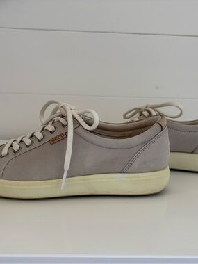Ecco Beige nubuck Slip-On with Cream Interior
